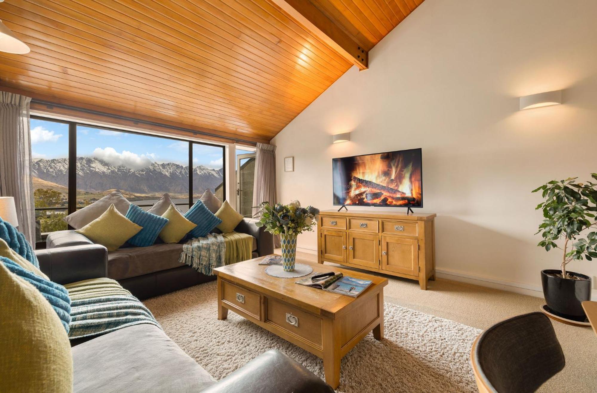 Distinctive Alpine Meadows Apartment Queenstown Bagian luar foto