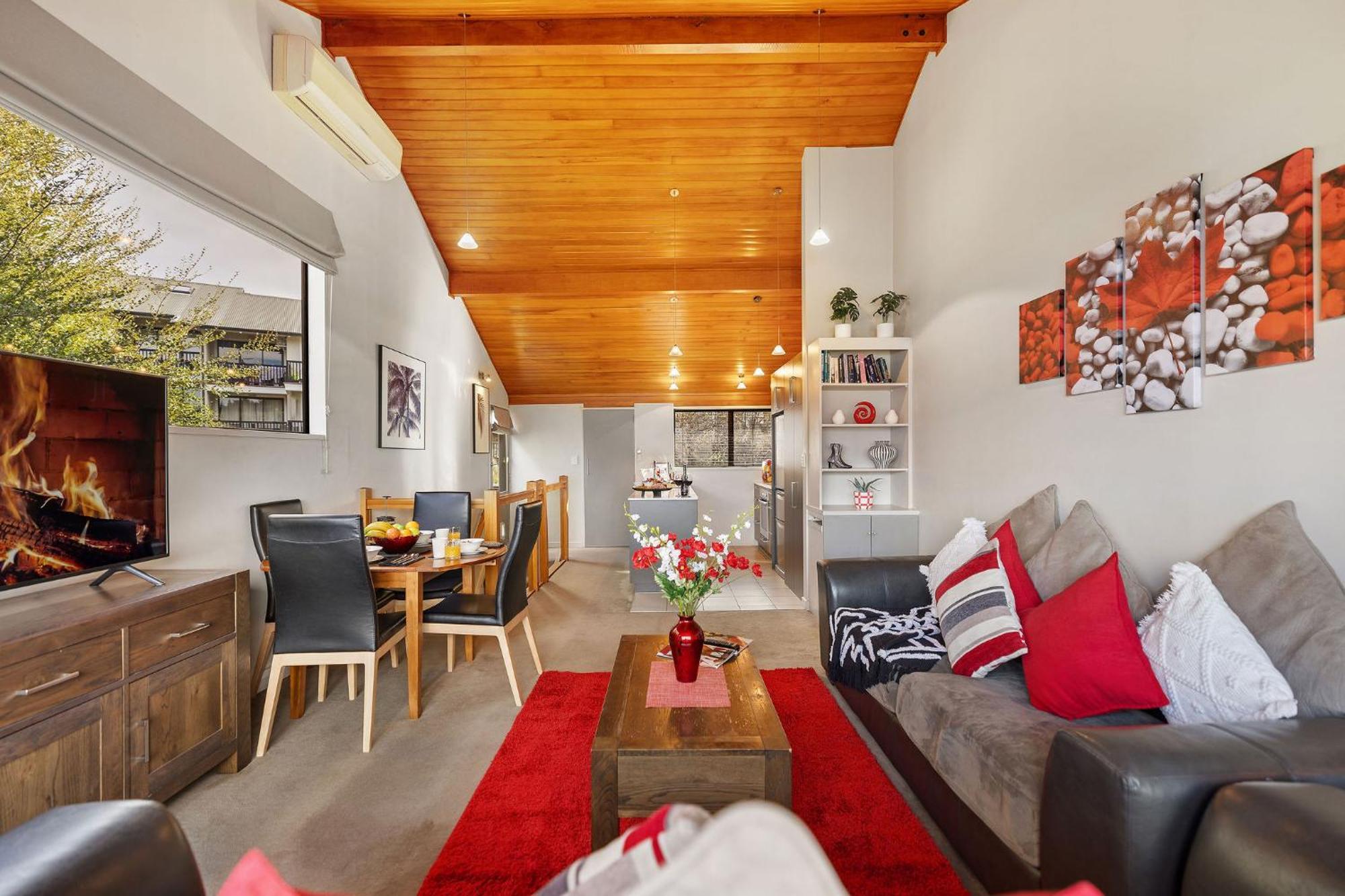 Distinctive Alpine Meadows Apartment Queenstown Ruang foto